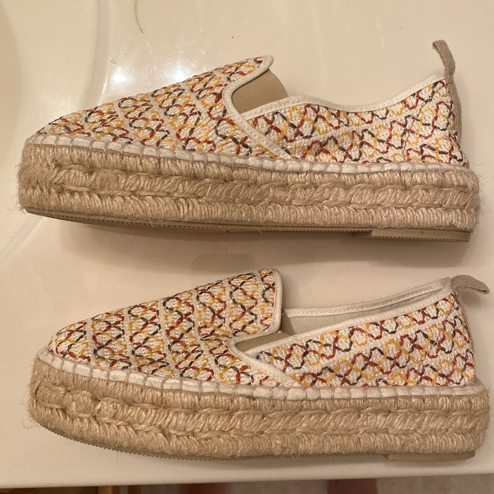 La Manual Alpargatera Slip on Platform Espadrilles Hand woven Barcelona Spain